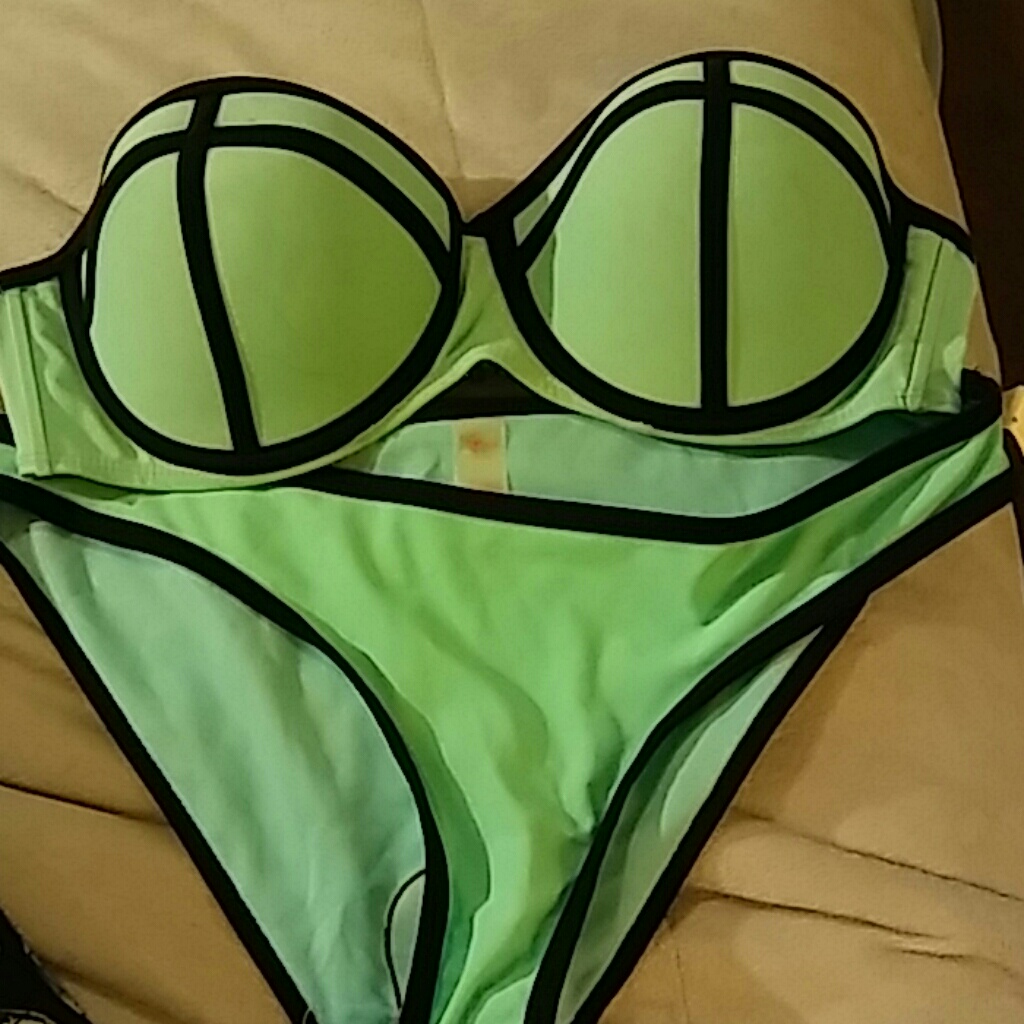 Mint & Black-2pc